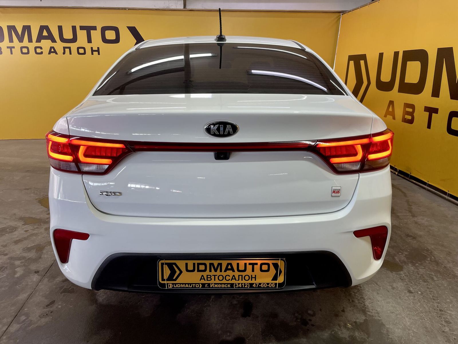 Автомобиль Kia Rio 2019 года в продаже. Купить Kia Rio в Ижевске -  автосалон 